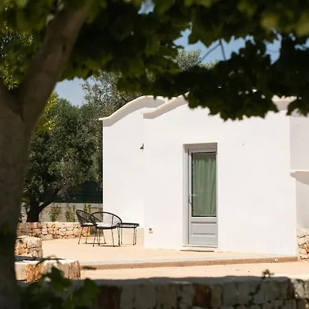 Villa Sestaluna - Trulli Con Piscina Privata *