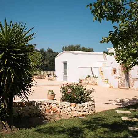 Sestaluna - Trulli Con Piscina Privata Villa Ostuni