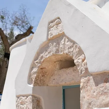 Sestaluna - Trulli Con Piscina Privata אוסטוני