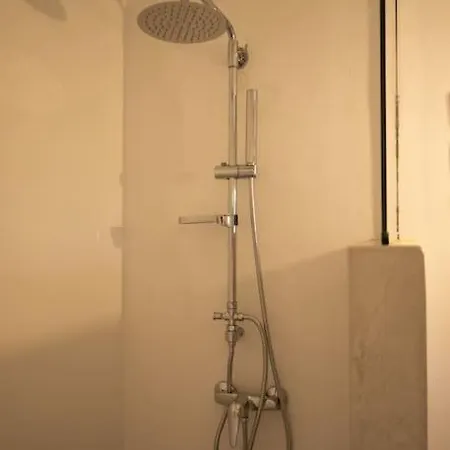 Sestaluna - Trulli Con Piscina Privata Βίλα