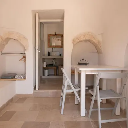 וילה Sestaluna - Trulli Con Piscina Privata