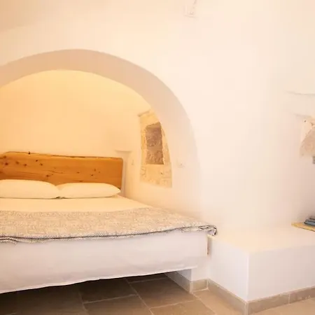 וילה Sestaluna - Trulli Con Piscina Privata אוסטוני
