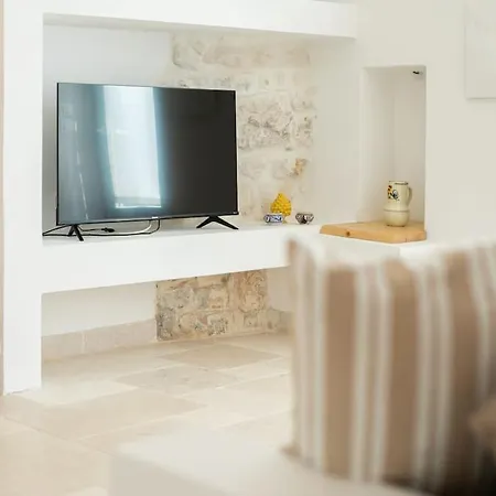 Sestaluna - Trulli Con Piscina Privata Villa *