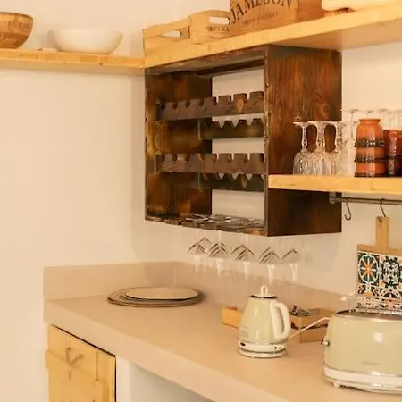 Sestaluna - Trulli Con Piscina Privata