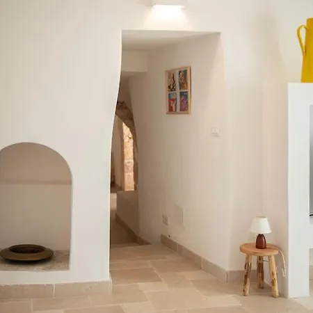 Sestaluna - Trulli Con Piscina Privata אוסטוני