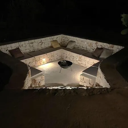 וילה Sestaluna - Trulli Con Piscina Privata *