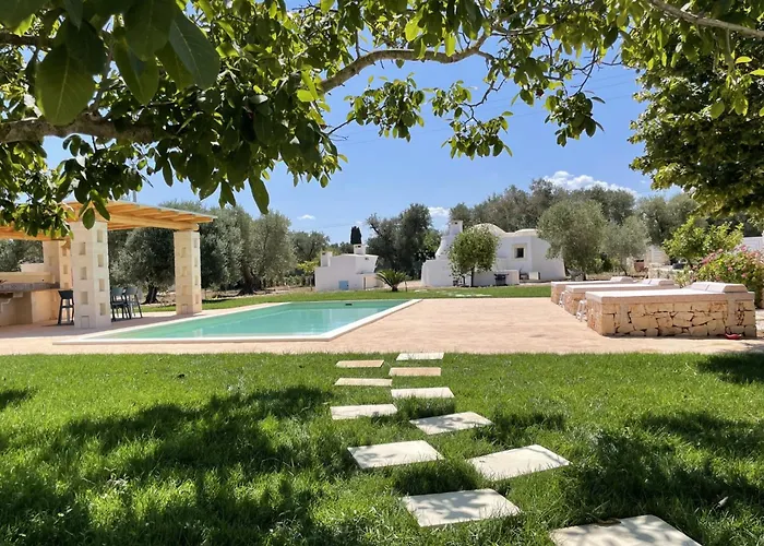 Sestaluna - Trulli Con Piscina Privata ヴィラ *