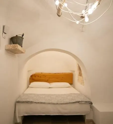 Sestaluna - Trulli Con Piscina Privata Villa