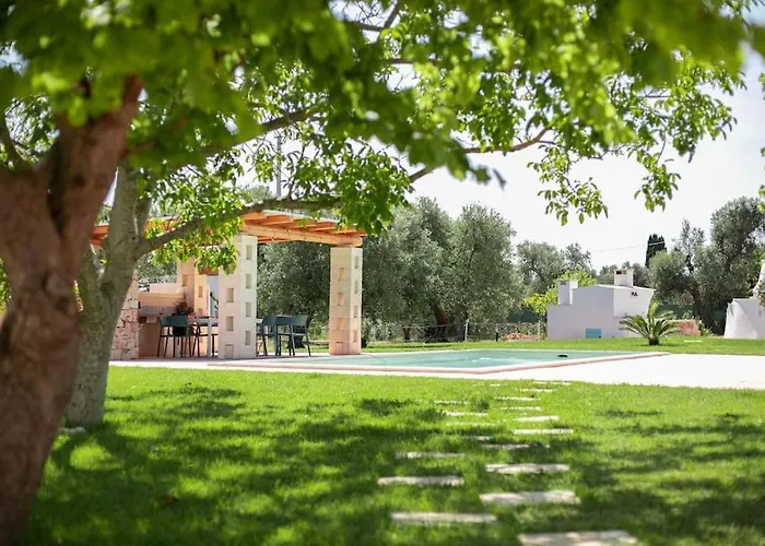 Sestaluna - Trulli Con Piscina Privata Ostuni