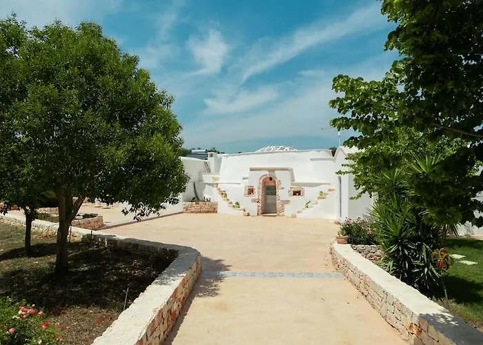 Sestaluna - Trulli Con Piscina Privata